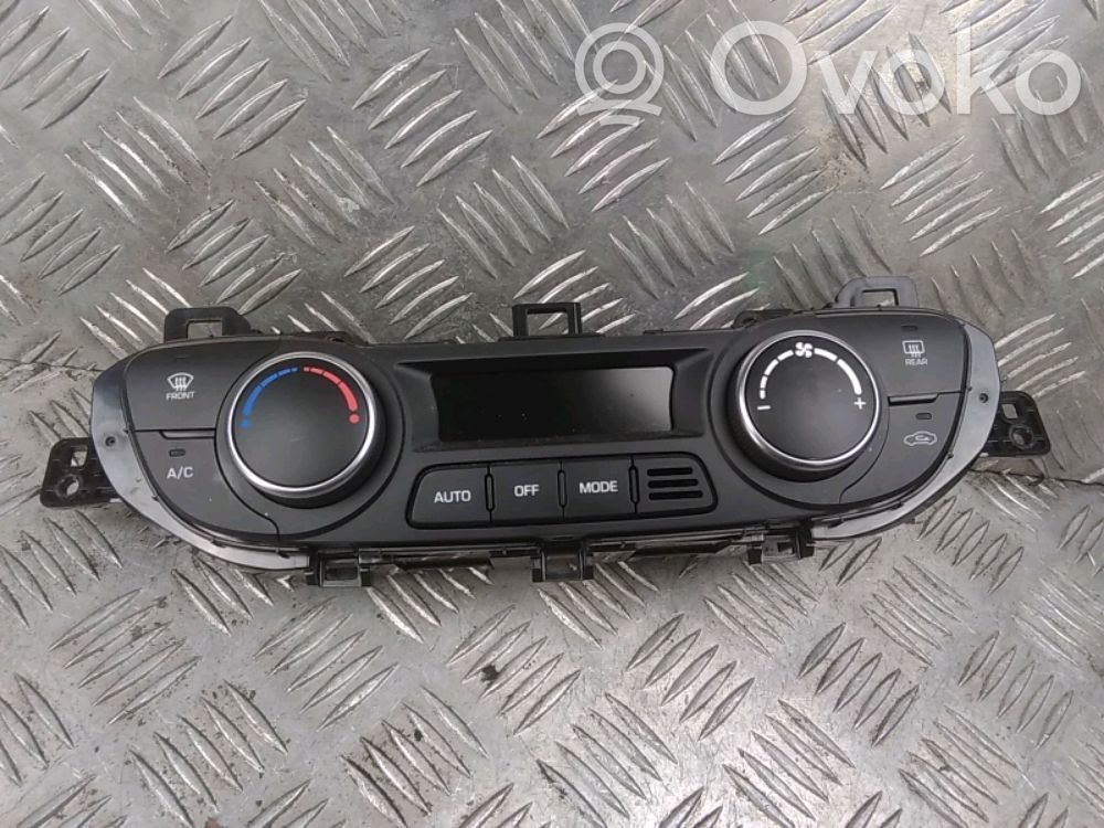 Hyundai i10 Panel klimatyzacji 