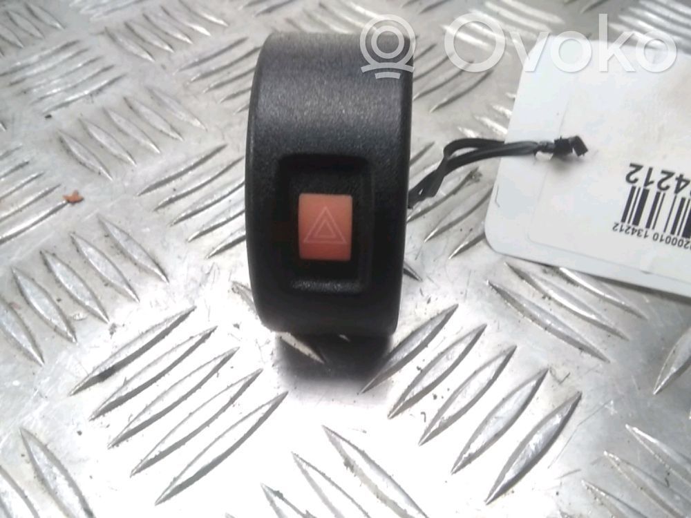 Opel Astra G Hazard light switch 
