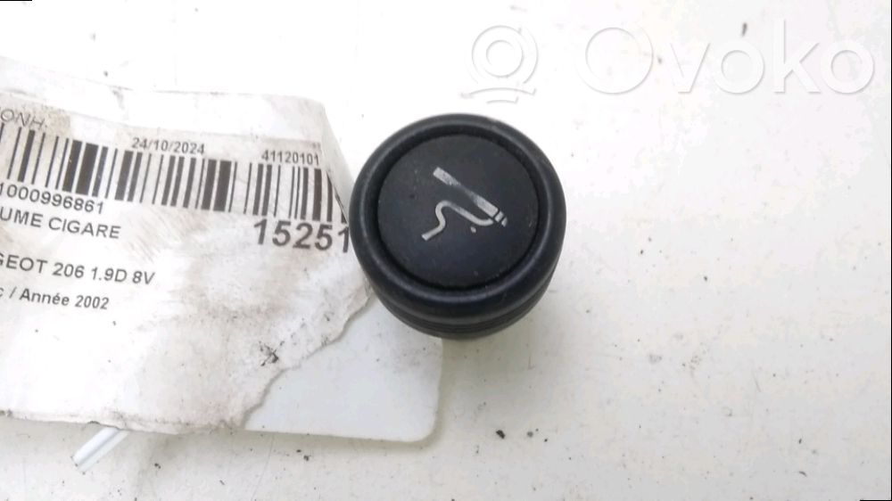Peugeot 206 Cigarette lighter 