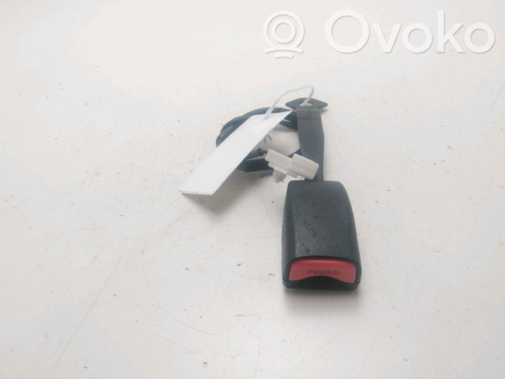Hebilla del cinturón delantero   D65157620C02