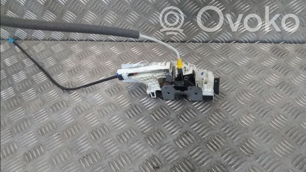 Etuoven lukko   9067202035