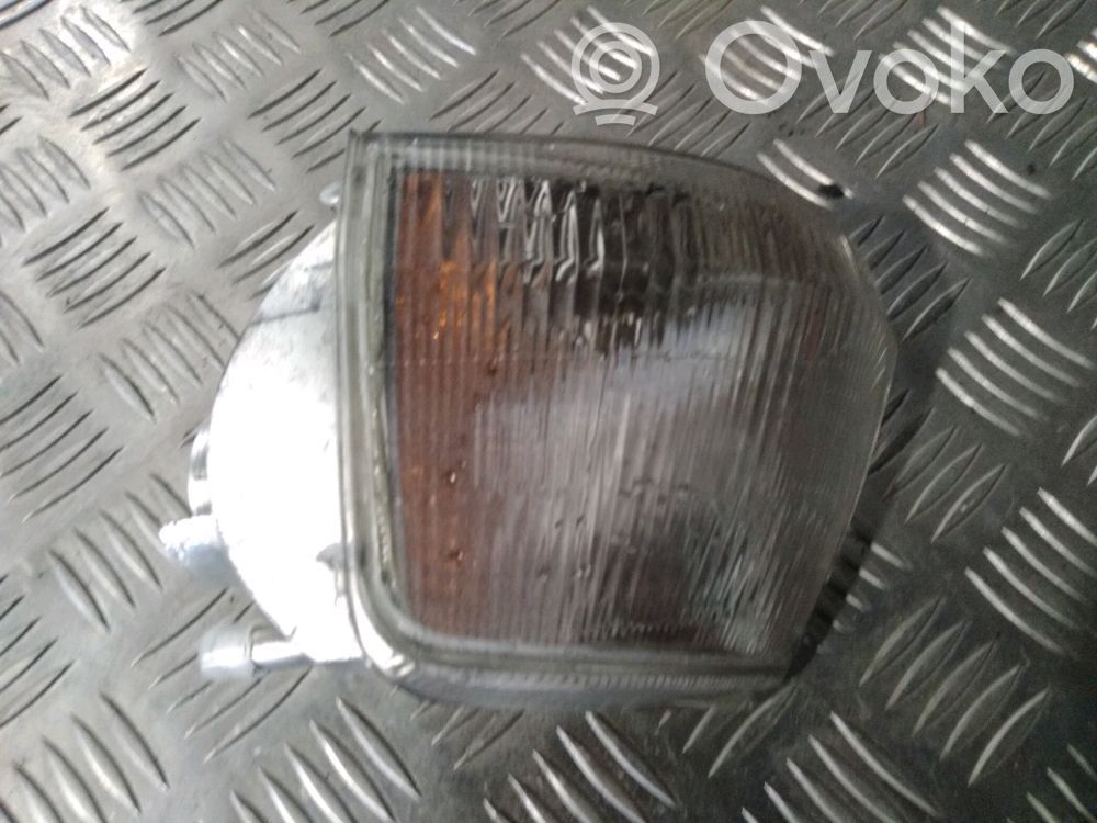 Peugeot 106 Indicatore di direzione del parafango anteriore