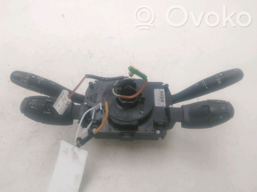 Peugeot 207 Leva/interruttore dell’indicatore di direzione e tergicristallo