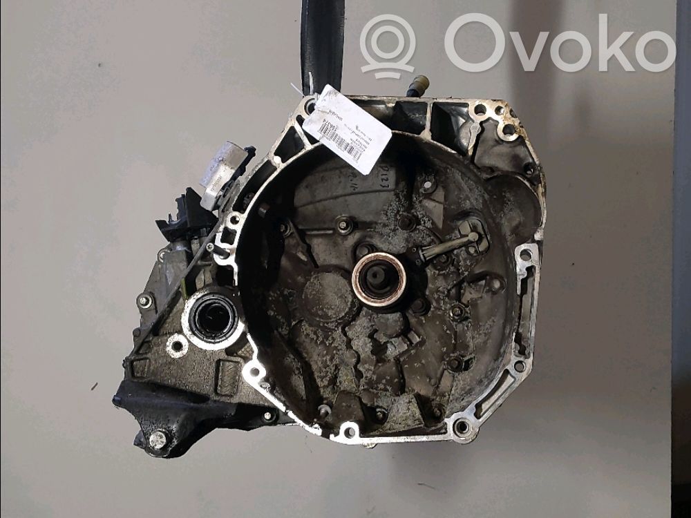 Renault Captur Cutie viteze manuală cu 5 trepte 