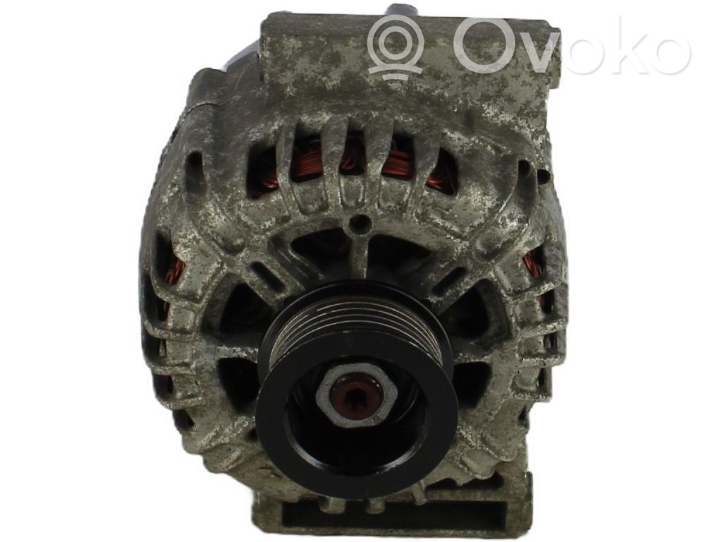 Opel Meriva B Generator/alternator 