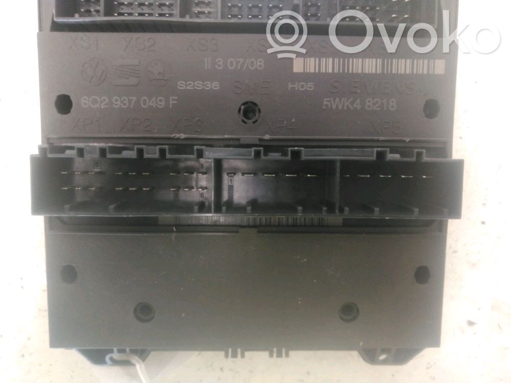 Módulo de fusible   6Q2937049F