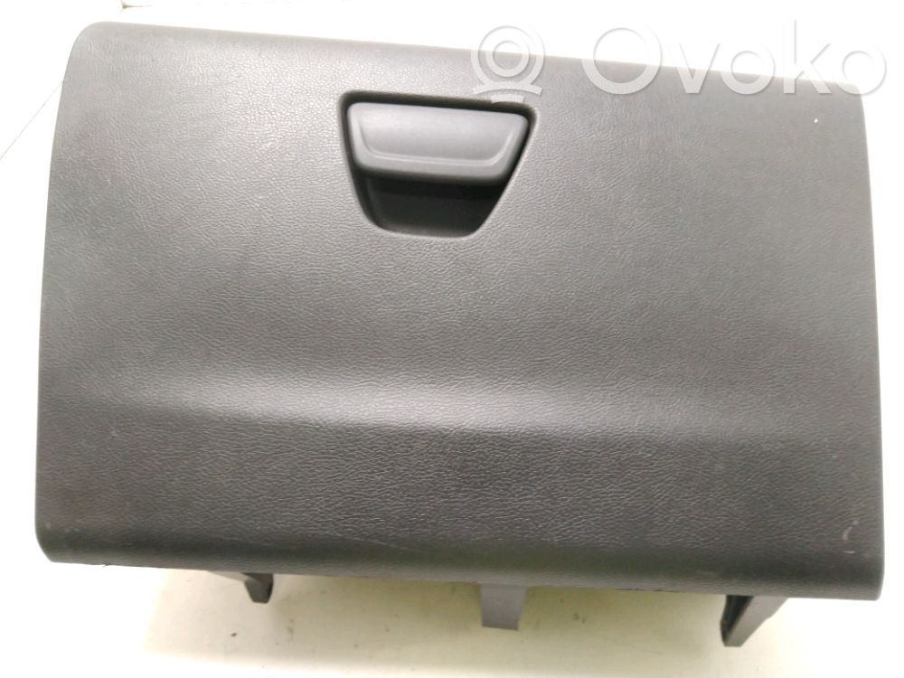 Ford Ka Glove box 