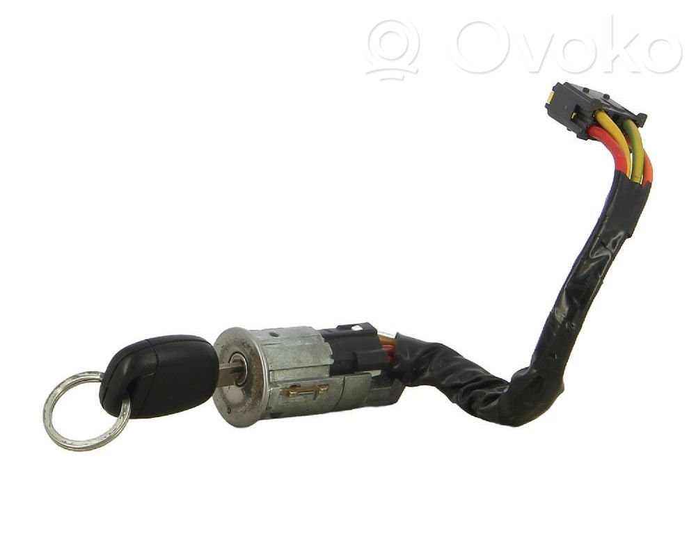 Renault Clio II Blocare casetă direcție 
