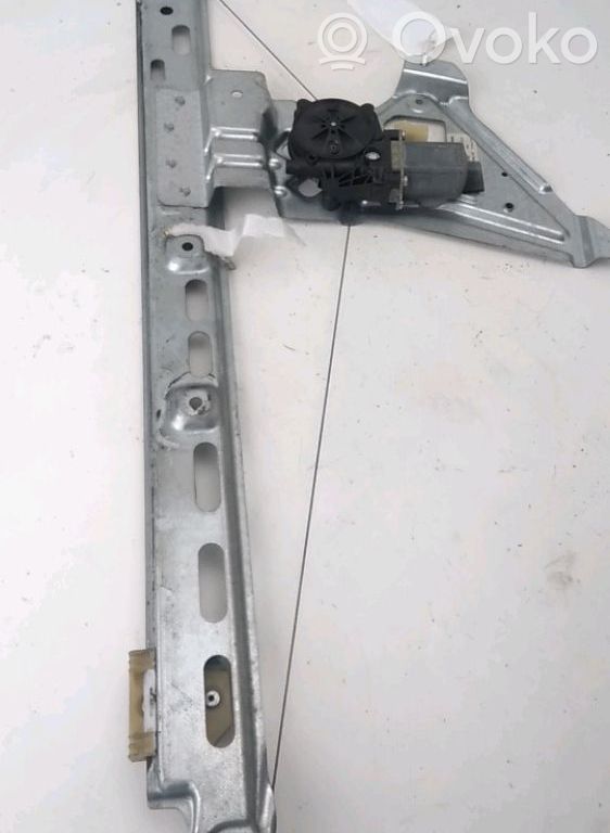 Mercedes-Benz Sprinter W907 W910 Alzacristalli della portiera anteriore con motorino