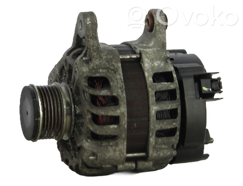 Renault Clio IV Alternator 