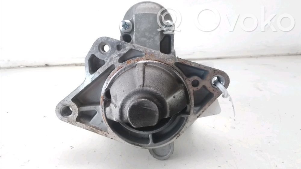 Motor de arranque   8200621305