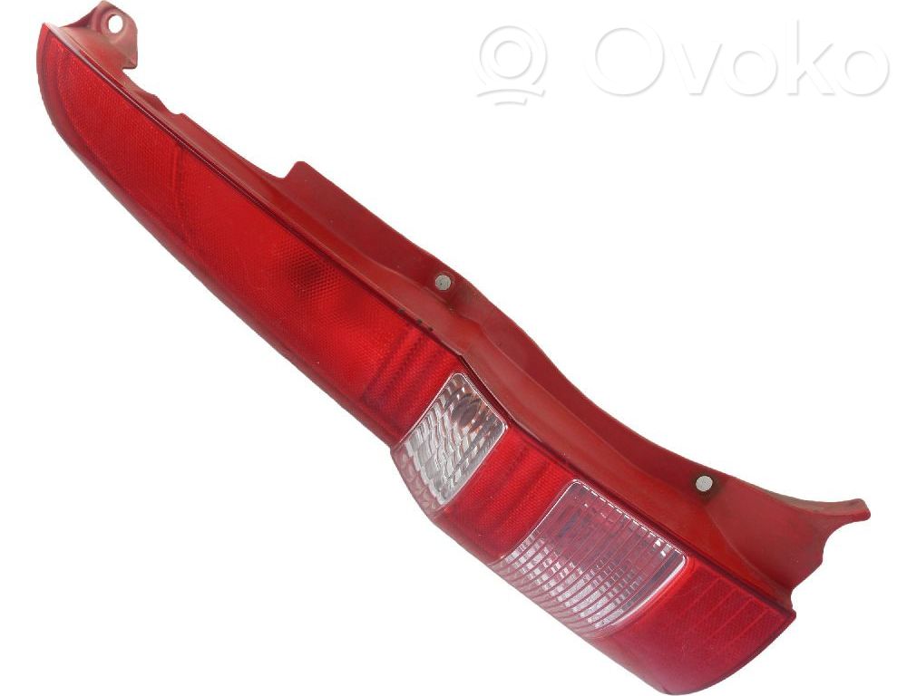 Fiat Panda II Lampă spate în caroserie 