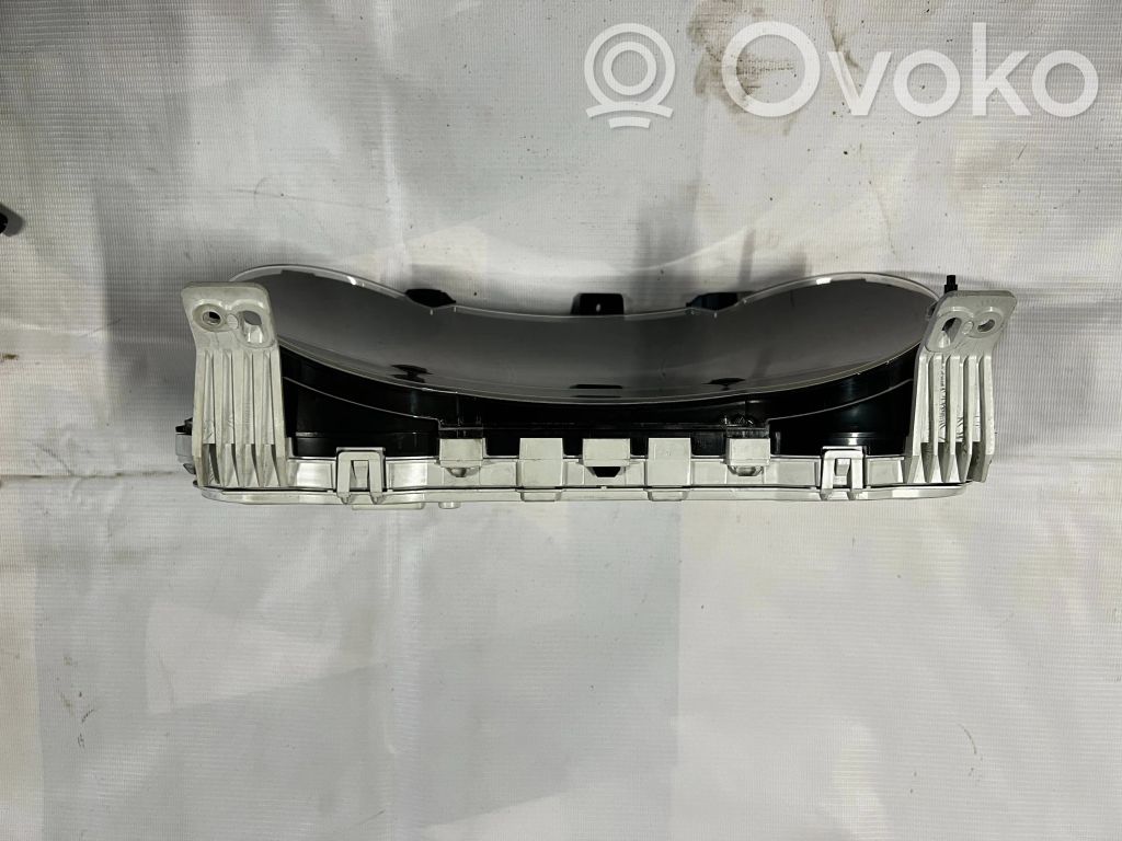 Mitsubishi Lancer Evolution Speedometer (instrument cluster) 