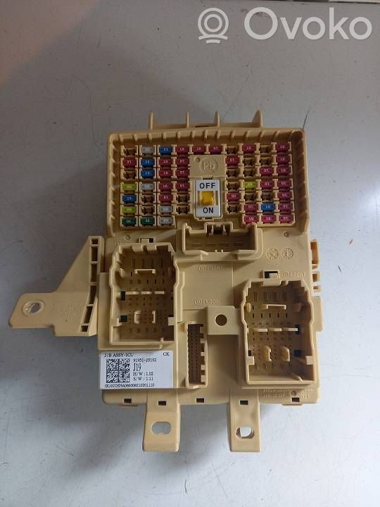 KIA Stinger Fuse module 