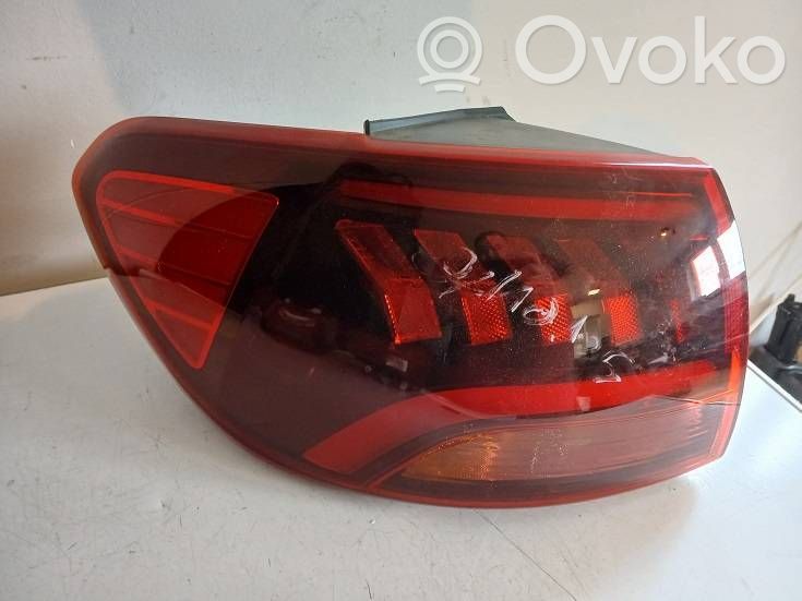 KIA Sorento Lampa tylna 