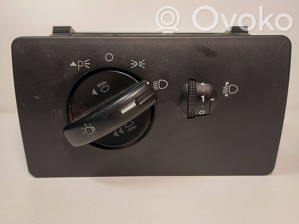 Ford Mondeo Mk III Light switch 