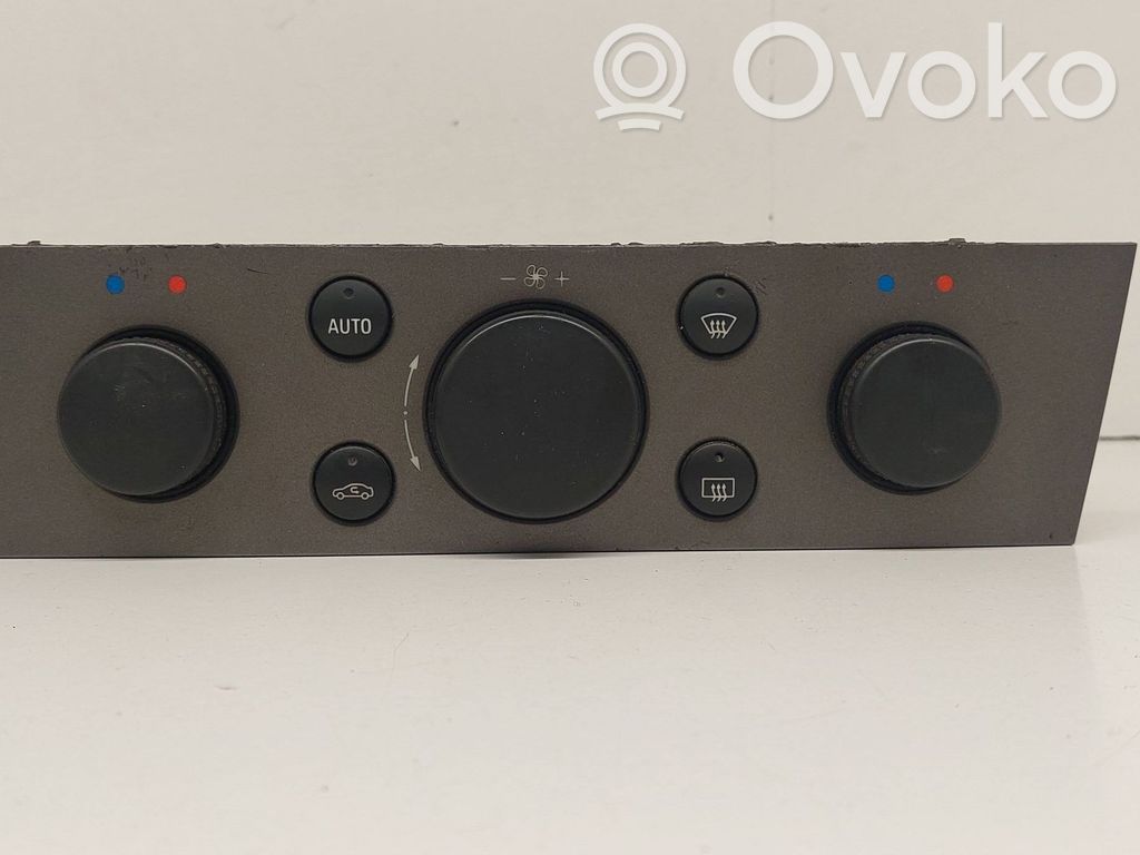 Opel Vectra C Climate control unit 