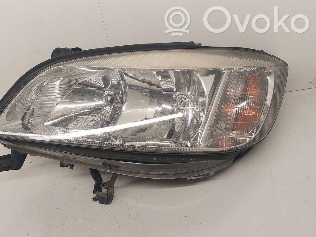 Opel Zafira A Lampa przednia 