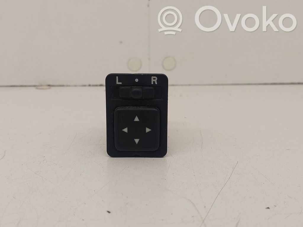 Mitsubishi Carisma Wing mirror switch 