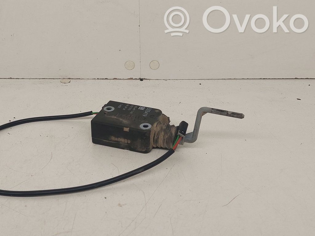 Opel Omega B1 Central locking motor 
