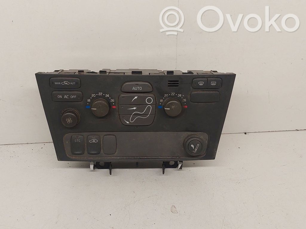 Volvo V70 Climate control unit 