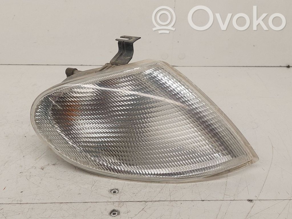 Volkswagen Sharan Front indicator light 