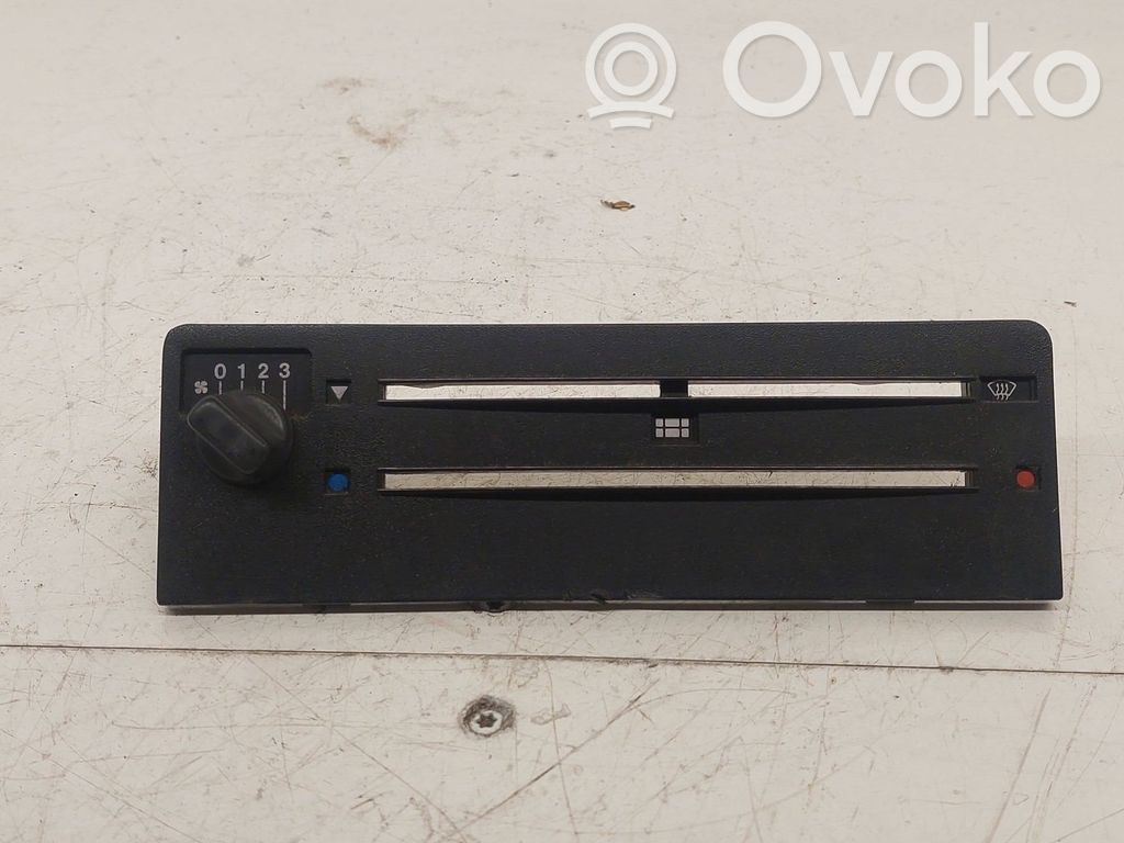 Audi 80 90 B2 Climate control/heater control trim 