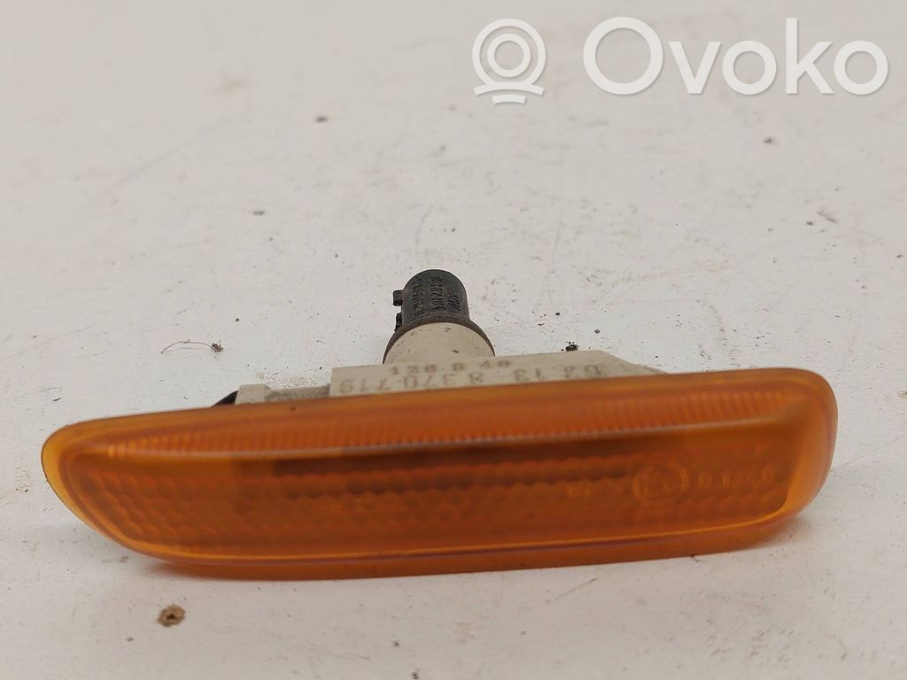 BMW 3 E46 Front fender indicator light 