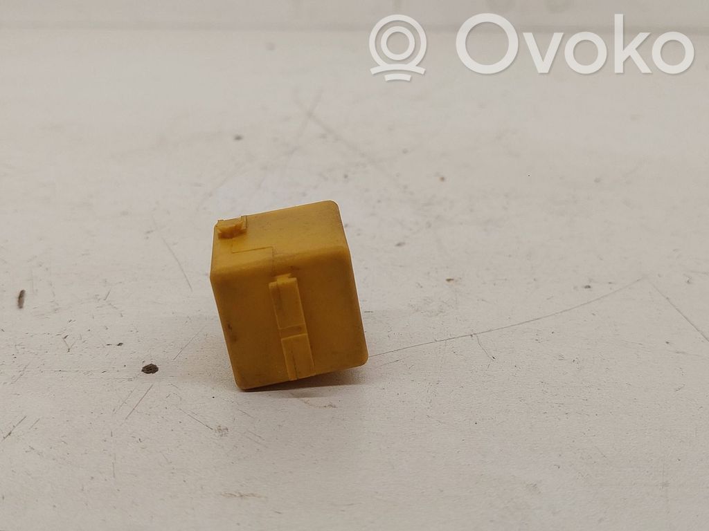 BMW 3 E46 Other relay 