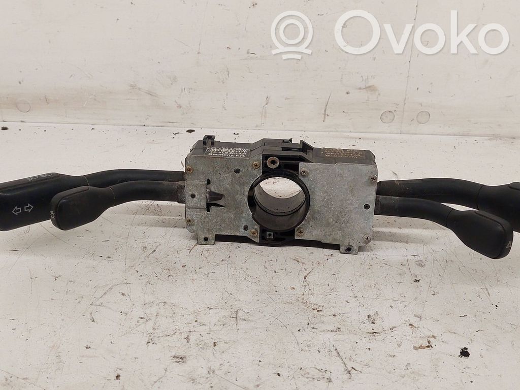 Audi 80 90 B3 Interruptor/palanca de limpiador de luz de giro 
