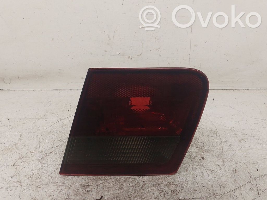 BMW 3 E46 Tailgate rear/tail lights 