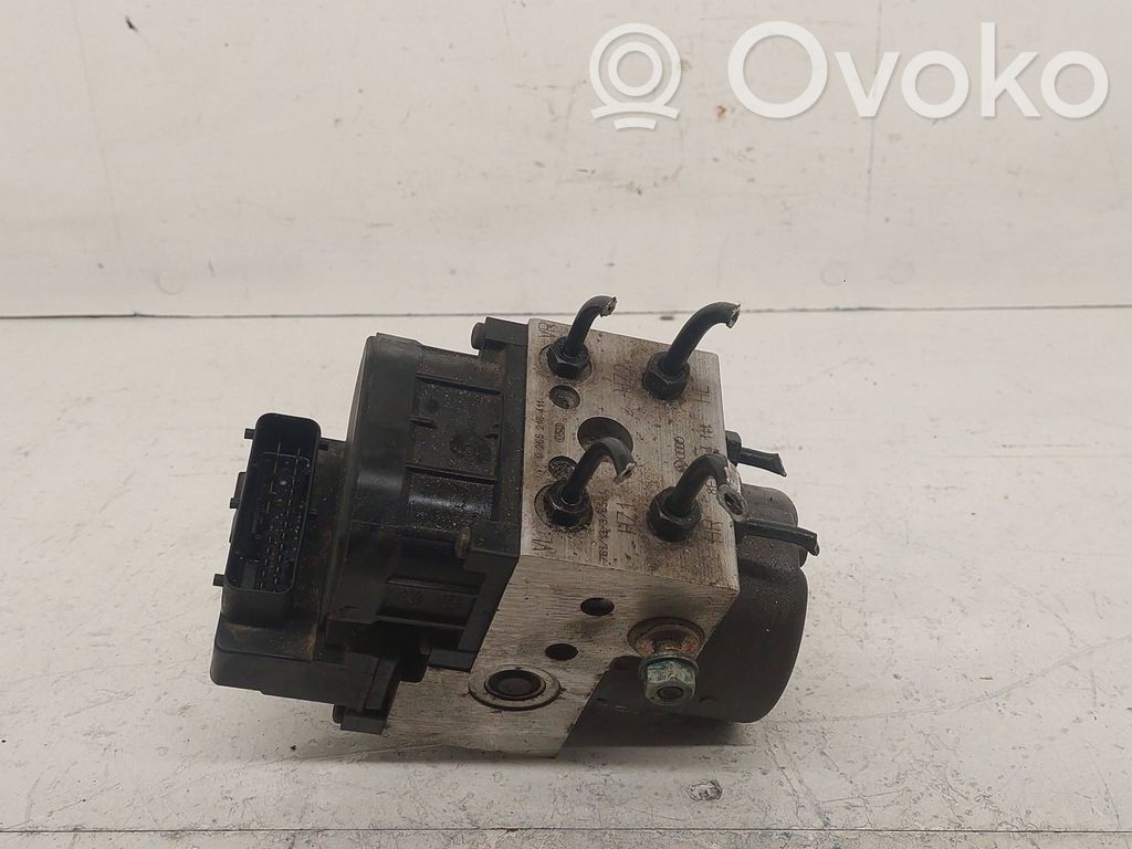 Audi A4 S4 B5 8D ABS bloks 