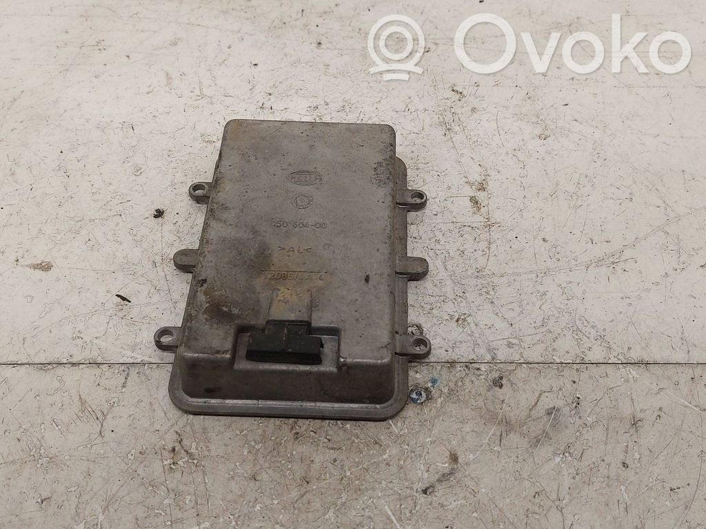 Mercedes-Benz E W210 Headlight/headlamp dust cover 