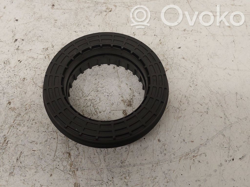 Opel Vectra C Górne mocowanie amortyzatora przedniego 