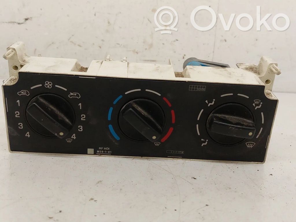 Citroen Berlingo Climate control unit 