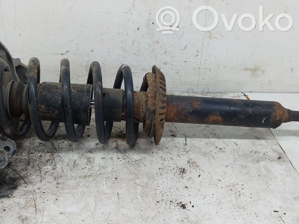 Amortyzator osi przedniej ze sprężyną   8D0413031,3B0413031AD,3B0413031Q,3B0413031R,4B0412031M,4B0412031N,4B3413031M,8D0413031BK,8D0413031G,8D0413031J,8D0413031M,8D0413031N,8DN413031A
