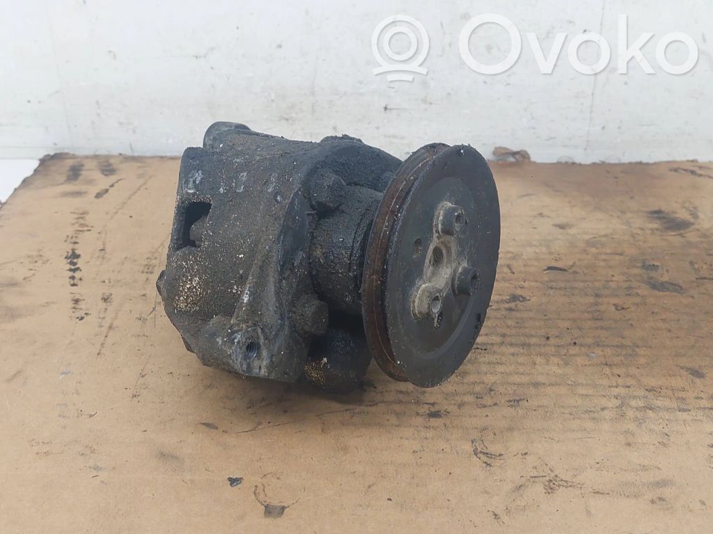 Ford Galaxy Ohjaustehostimen pumppu 