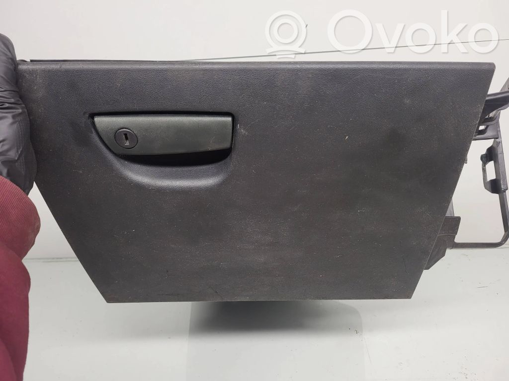 Fiat Stilo Glove box 