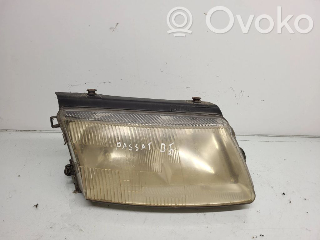Volkswagen PASSAT B5 Headlight/headlamp 