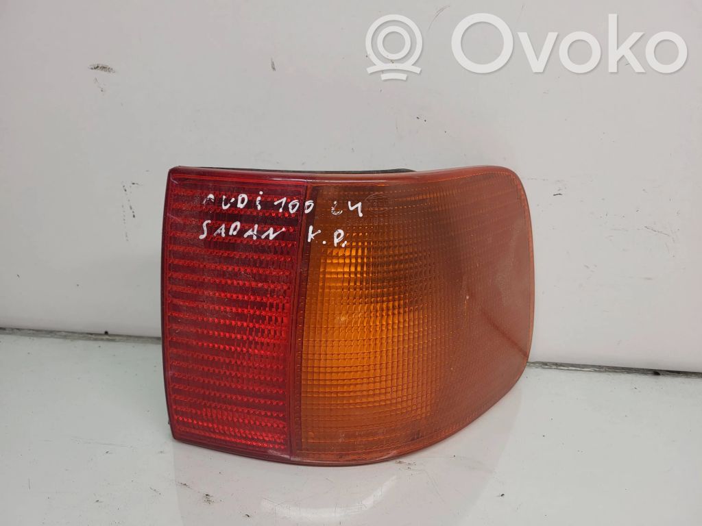 Audi 100 S4 C4 Aizmugurējais lukturis virsbūvē 