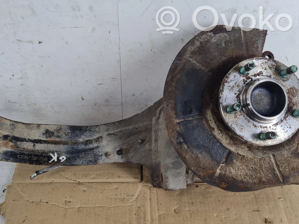Mazda 5 Pivot de moyeu arrière 
