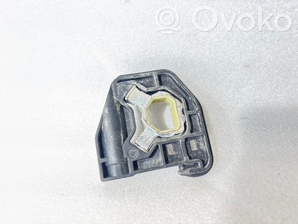 BMW 4 F32 F33 Fixation de radiateur 