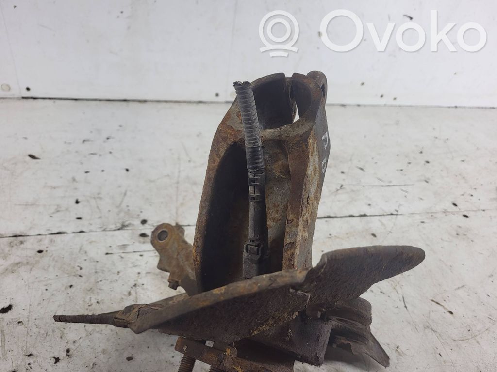 Volvo V50 Priekšējā riteņa rumbas vārpstas šarnīrs (stupica, capfa) 