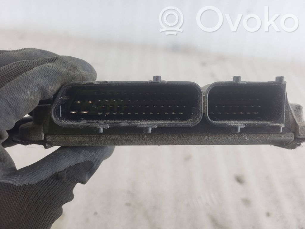Engine control unit/module   038906013,0281001759,28SA3600