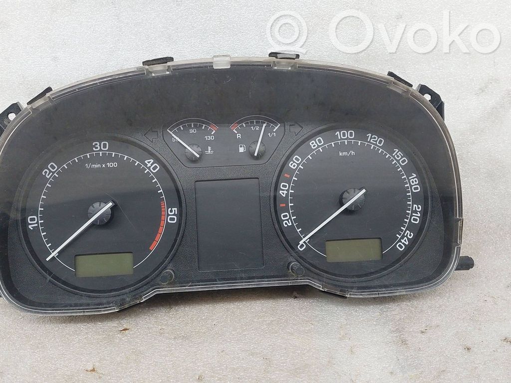Skoda Octavia Mk1 (1U) Spidometrs (instrumentu panelī) 