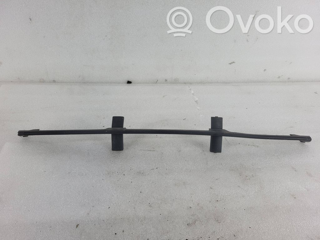 BMW 7 E65 E66 Front bumper lower grill 
