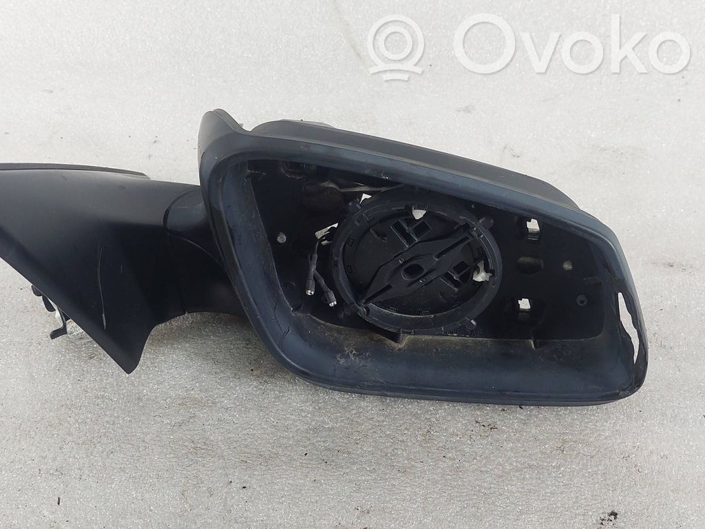 BMW 5 F10 F11 Elektryczne lusterko boczne drzwi przednich 