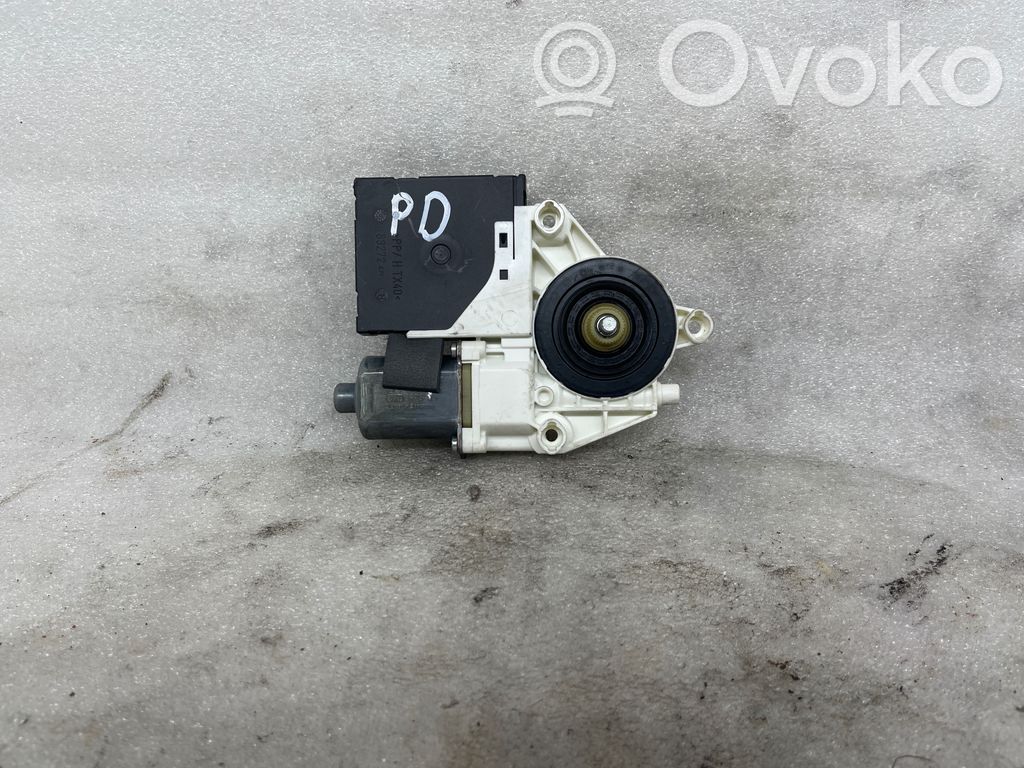 Audi A3 S3 8P Silnik regulatora szyby drzwi przednich 