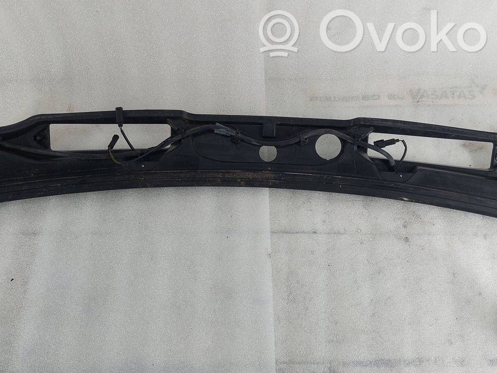 BMW 3 E90 E91 Wiper trim 
