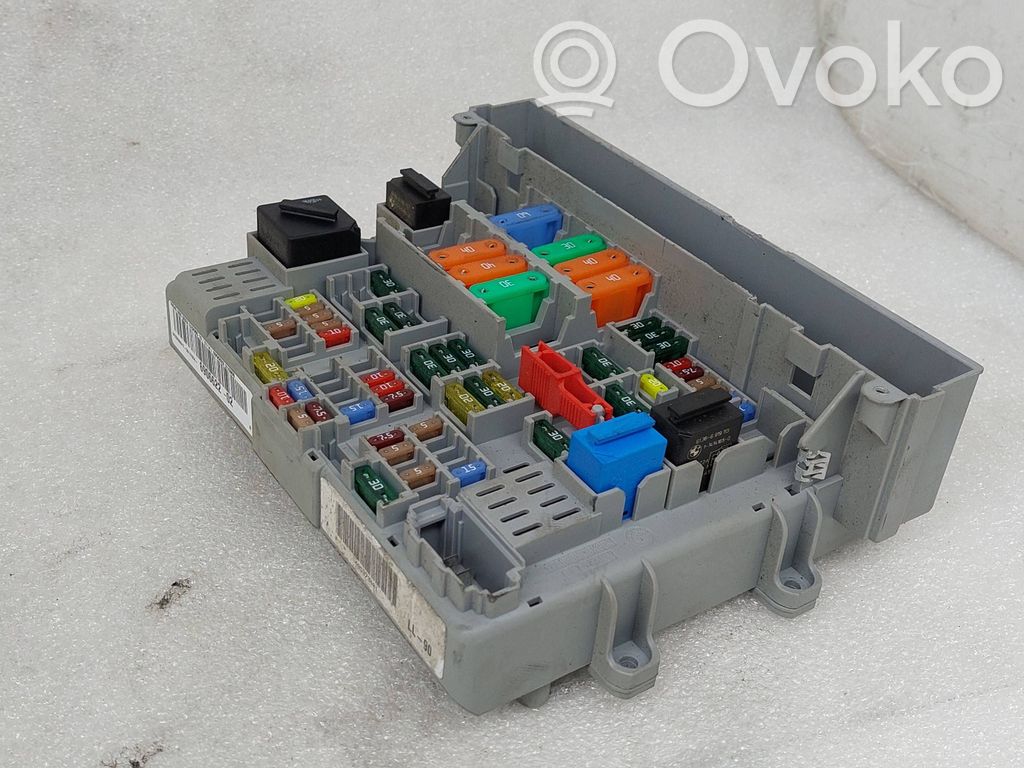 Módulo de fusible   6906622